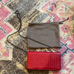 Authentic bottega veneta wallet on chain